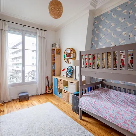 Beautiful 3-bedroom Near Seine River, 16, By Easyflat